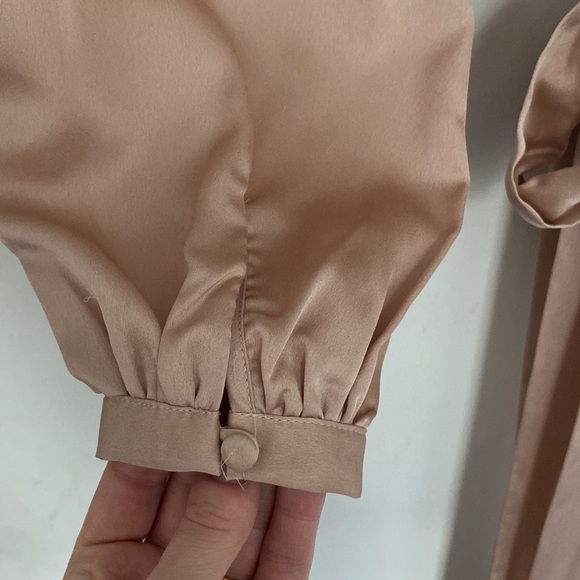Nude/champagne Satin top, size 6 - Picture 7 of 11